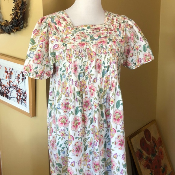 Vintage SUTA Floral Dress PinTuck Nepal BREEZY FUN Cottage Core Ruffle Flounce - Picture 3 of 8